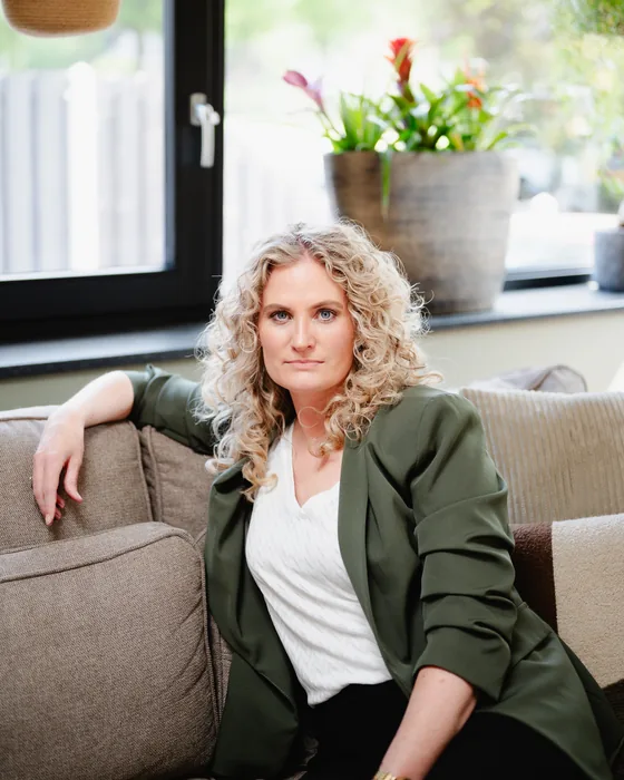 Miranda Pompert, integrator